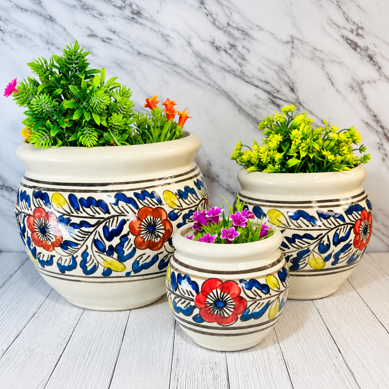 Pots & Planters